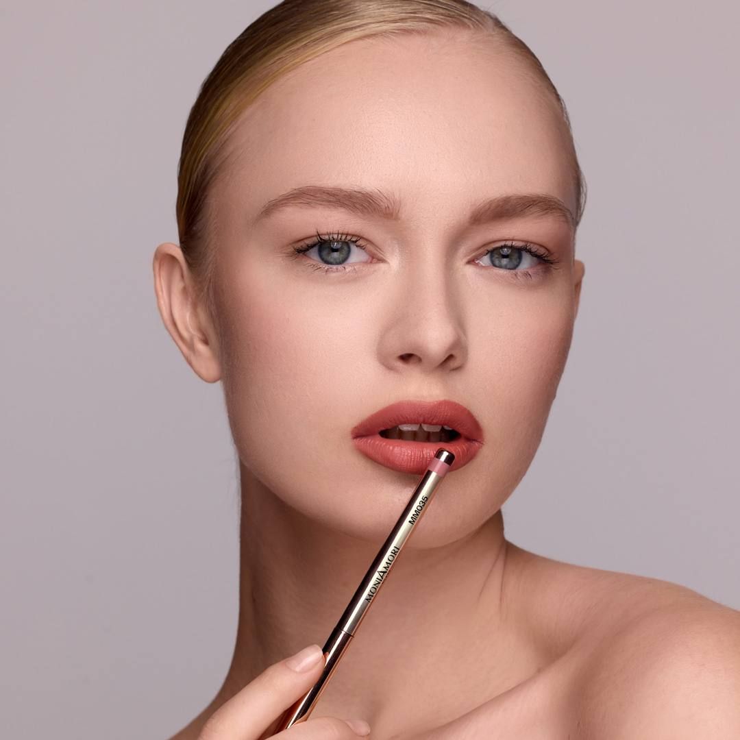 Extra-LipStay — Velvet Taupe MM035